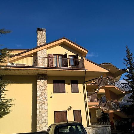 Casa Luca Apartment Кампо ди Джове Екстериор снимка